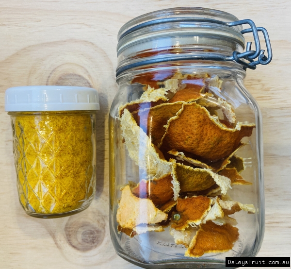 The skin can be dried like in the glass bowl on the right or ground like on the left